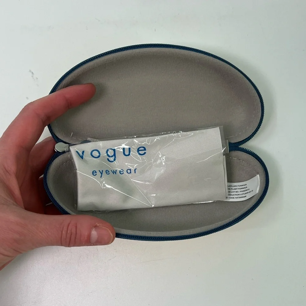 NEW Unused Vogue Yellow Kids Eyewear Eyeglass Sunglass Zippered Yellow Case